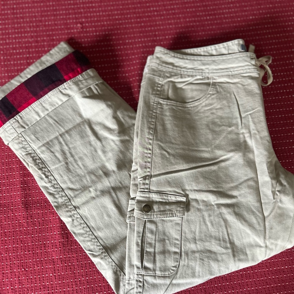 Women’s Beige Cargo Pants with Red Plaid Detail